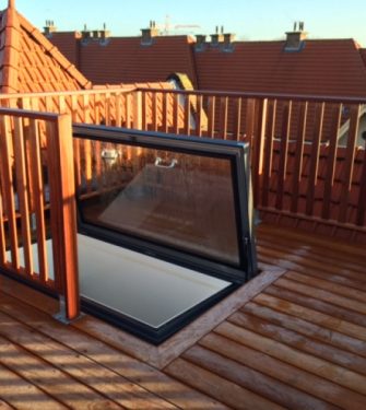 Skyhatch Manual Rooflight - Glazing Vision Europe