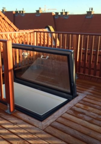 Skyhatch Manual Rooflight - Glazing Vision Europe